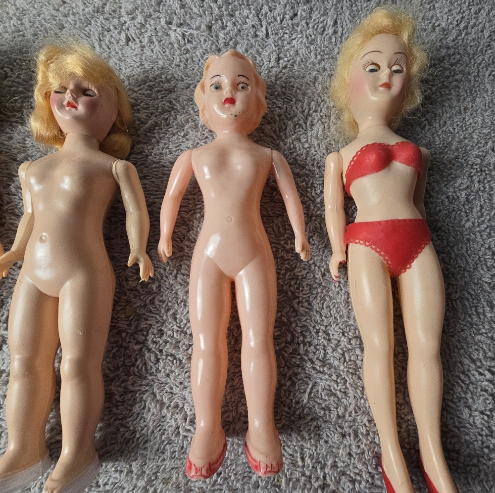 Vintage 2 Sleepy Eye Dolls And 2 Hard Plastic Dolls - Picture 5 of 12